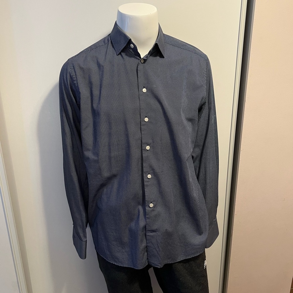 Eton size 17